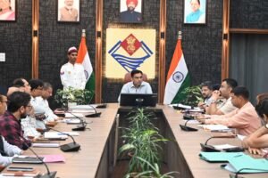 पोलिंग पार्टियों की रवानगी, स्ट्रांग रूम और मतगणना की स्पष्ट योजना बनाने पर जोर: डीएम 