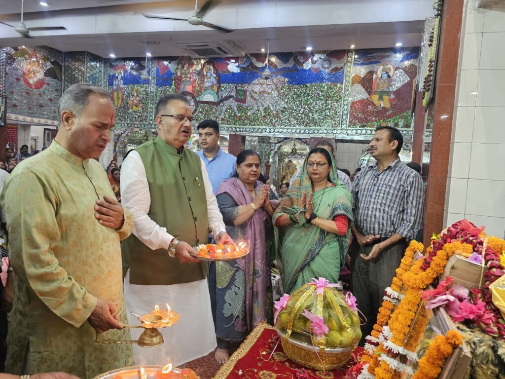 पार्षद नंदनी शर्मा व केशव लाल गोयल सहित कई जनप्रतिनिधि भी रहे उपस्थित