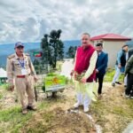 भराड़ीसैंण परिसर में मंत्री गणेश जोशी ने कहा—“हर व्यक्ति लगाए एक पौधा और निभाए पृथ्वी के रक्षक बनने की भूमिका”